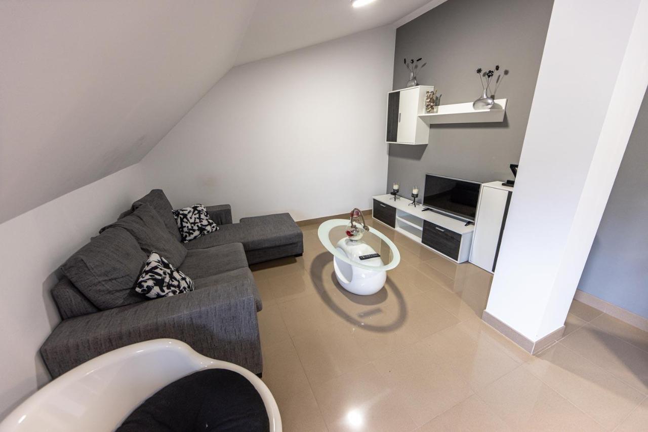 Apartamento Ponte กามาริญาส ภายนอก รูปภาพ